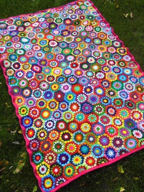 e-Book *Decke - Blanket UPCYCLED RETRO HExAGON* Häkelanleitung, pdf-Datei, deutsch & US-Englisch, Häkeldecke, Granny Square,