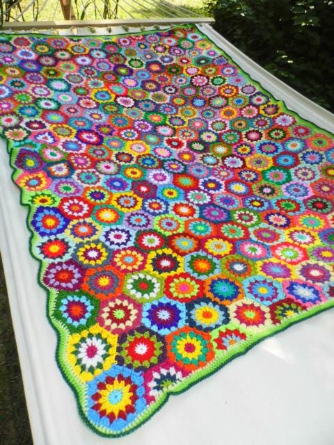 e-Book *Decke - Blanket UPCYCLED RETRO HExAGON* Häkelanleitung, pdf-Datei, deutsch & US-Englisch, Häkeldecke, Granny Square,