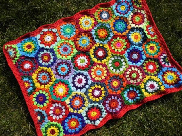 e-Book *Decke - Blanket UPCYCLED RETRO HExAGON* Häkelanleitung, pdf-Datei, deutsch & US-Englisch, Häkeldecke, Granny Square,